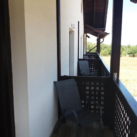 ホテル Casa Poienarilor Sîmbăta de Sus エクステリア 写真
